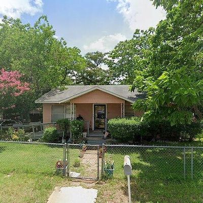 712 Brown St, Brenham, TX 77833