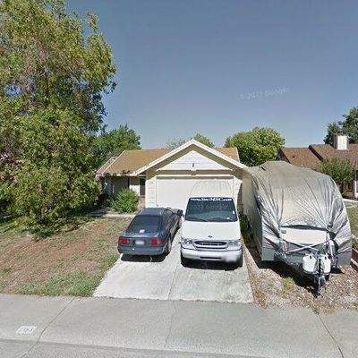 7153 Minoress Way, Sacramento, CA 95842