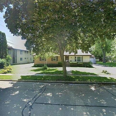 717 W Washington Ave, Waukesha, WI 53188