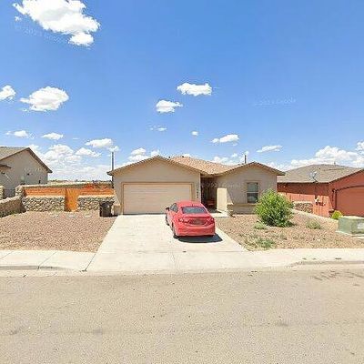 5911 Speyside Dr, Santa Teresa, NM 88008