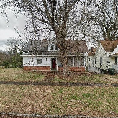 608 S Yadkin Ave, Spencer, NC 28159