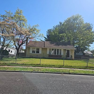 630 Cramer Ave, Beverly, NJ 08010