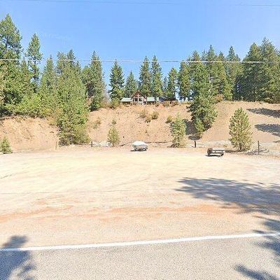9071 W Twin Lakes Rd, Rathdrum, ID 83858