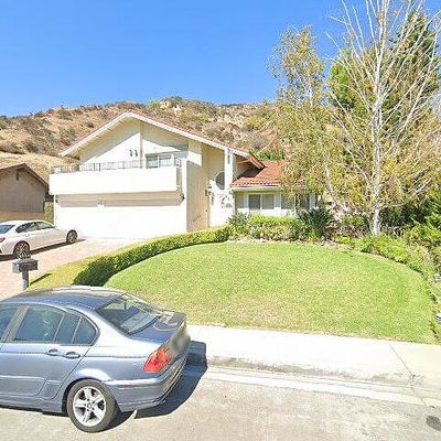 921 Kilmary Ln, Glendale, CA 91207