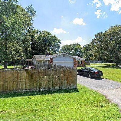 9261 East Ct, White Plains, MD 20695