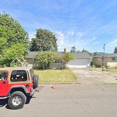 934 Olympic St, Springfield, OR 97477