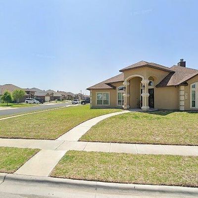 7517 S Lake Dr, Corpus Christi, TX 78414