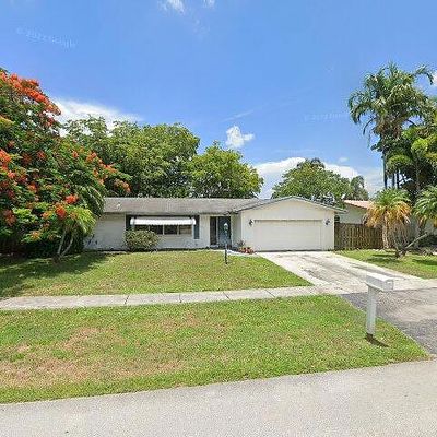 791 W Plantation Cir, Plantation, FL 33324