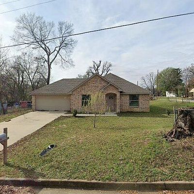 1228 N Whitten Ave, Tyler, TX 75702