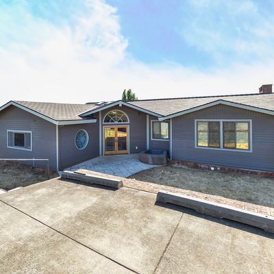 1320 N Fir St, Tacoma, WA 98406