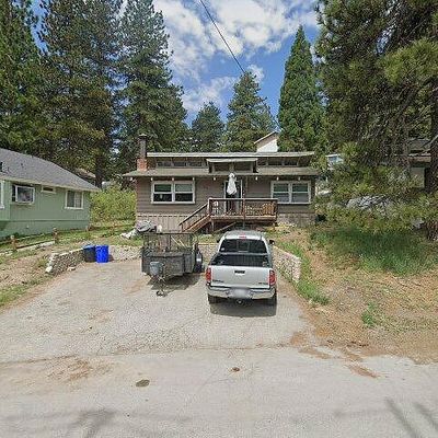 2410 Hunsaker Dr, Running Springs, CA 92382