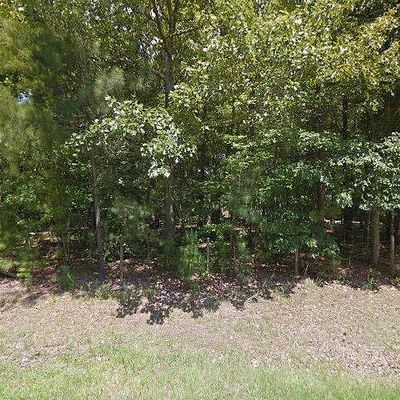 308 N Raleigh Farms Rd, Youngsville, NC 27596