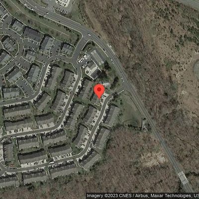 10 Brookfield Dr, Jackson, NJ 08527