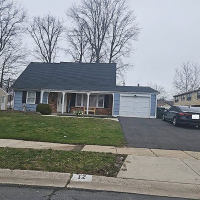 12 Neptune Ln, Willingboro, NJ 08046