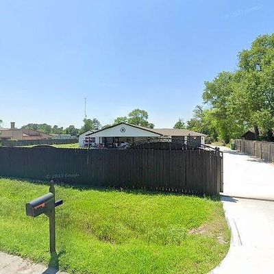 10817 Seneca St, Houston, TX 77016