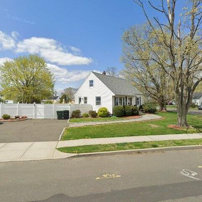 154 Old Field Ln, Milford, CT 06460