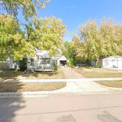 222 W 2nd St, Canton, SD 57103