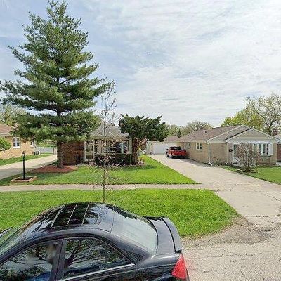 23 W546 Ardmore Ave, Roselle, IL 60172