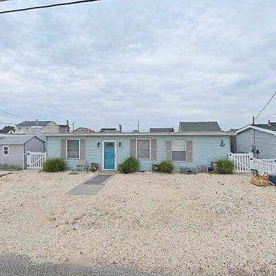 24 Beverly Ln, Manahawkin, NJ 08050