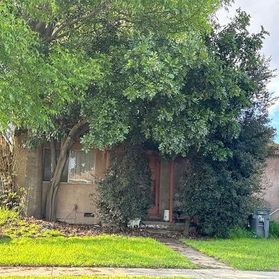 2516 E 219 Th Pl, Long Beach, CA 90810