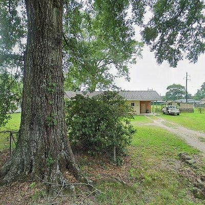 320 Sullivan St, Denham Springs, LA 70726