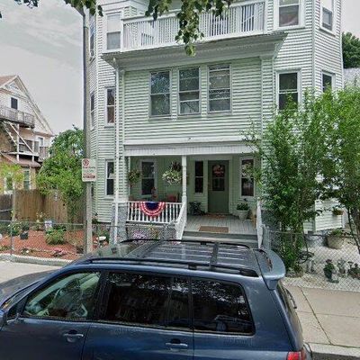 4 Marlowe St, Dorchester Center, MA 02124