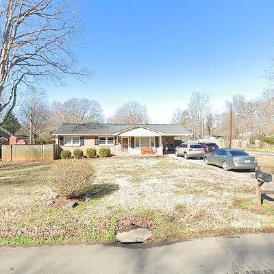 4303 Greenhaven Ln, Gastonia, NC 28056