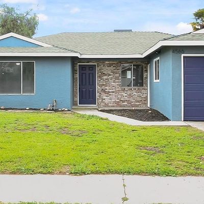 4566 E Garrett Ave, Fresno, CA 93725