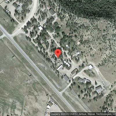 6 Moore Ln, Newcastle, WY 82701