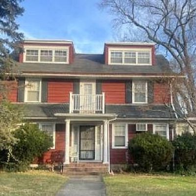 823 N Pennsylvania Ave, Yardley, PA 19067