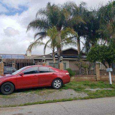 8321 40 Th St, Jurupa Valley, CA 92509