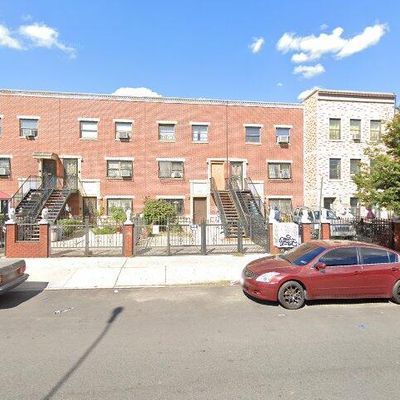 933 Gates Ave, Brooklyn, NY 11221