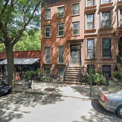 173 Lafayette Ave, Brooklyn, NY 11238