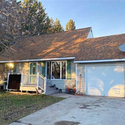 327 Andover Rd, Hoyt Lakes, MN 55750