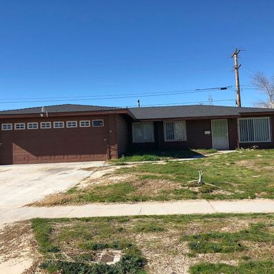 44853 Foxton Ave, Lancaster, CA 93535