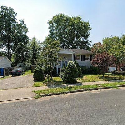 4610 Evansdale Rd, Woodbridge, VA 22193