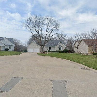 5742 Willow Ave, Raytown, MO 64133