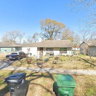 5915 Southville St, Houston, TX 77033