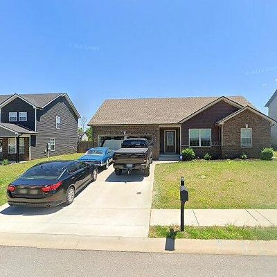 611 Hollow Crst, Clarksville, TN 37042