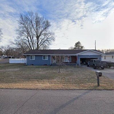 511 Holcomb St, Grand Island, NE 68801