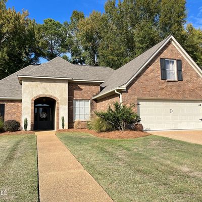 512 Orchard Brook Ct, Florence, MS 39073