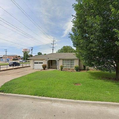 1017 Maxwell St Nw, Ardmore, OK 73401