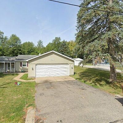 203 Hoehn Ct, Dimondale, MI 48821