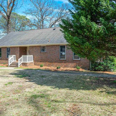 209 Highland Dr, Bessemer, AL 35023