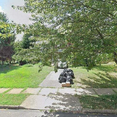 22 Dewey Rd, Cheltenham, PA 19012