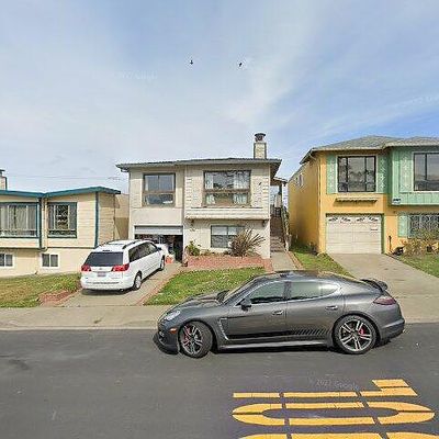 285 Lakeshire Dr, Daly City, CA 94015