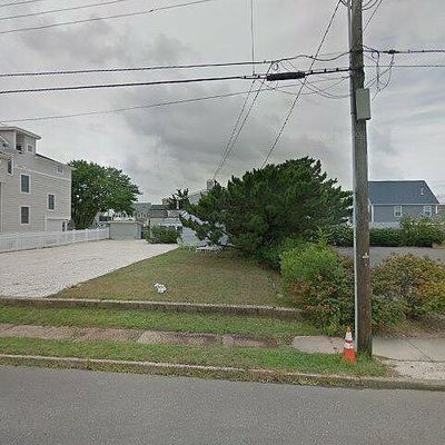 4 E 19 Th St, Long Beach Township, NJ 08008