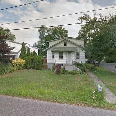 712 Talmadge Ave, Oakhurst, NJ 07755