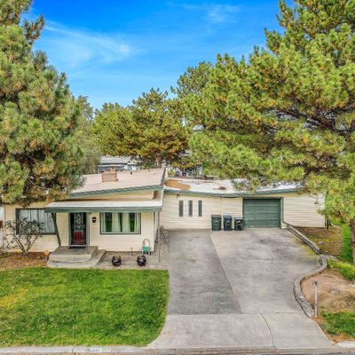 721 S Marigold St, Moses Lake, WA 98837