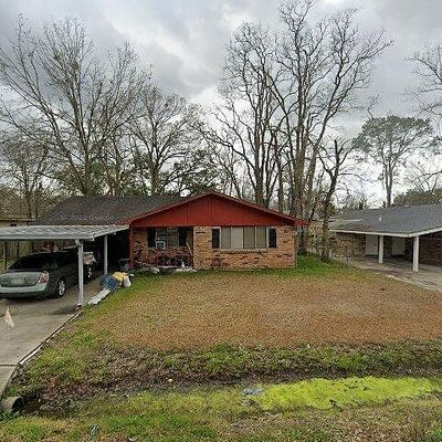 813 E Hamilton St, Gonzales, LA 70737